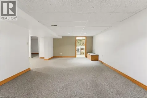 24 Grande Avenue Stoney Creek ON L8G 2E1