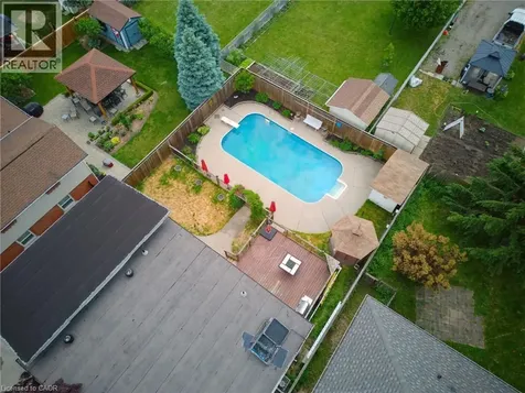 24 Grande Avenue Stoney Creek ON L8G 2E1