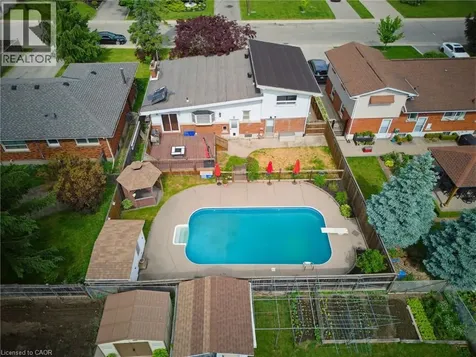 24 Grande Avenue Stoney Creek ON L8G 2E1