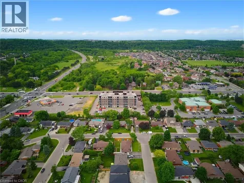 24 Grande Avenue Stoney Creek ON L8G 2E1