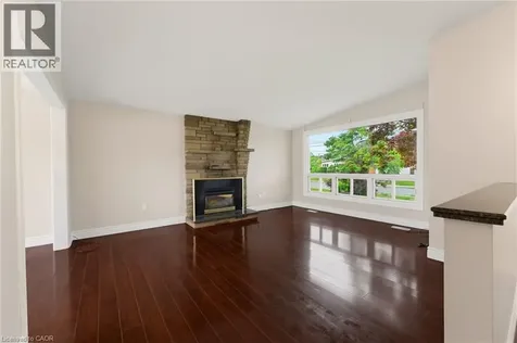 24 Grande Avenue Stoney Creek ON L8G 2E1