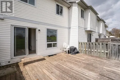 1411 Caravel Crescent Ottawa ON K1E 3X4