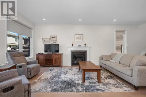 2381 Goldhawk Drive Ottawa ON K2S 2X4
