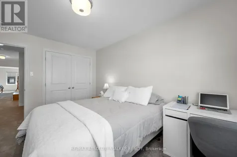 2381 Goldhawk Drive Ottawa ON K2S 2X4