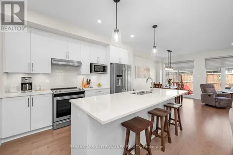 2381 Goldhawk Drive Ottawa ON K2S 2X4