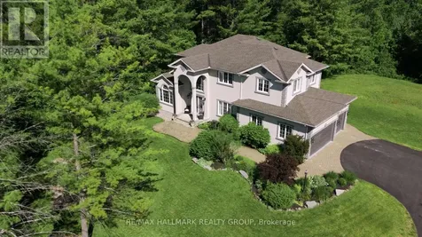 1518 Monaghan Lane Ottawa ON K2W 1B4