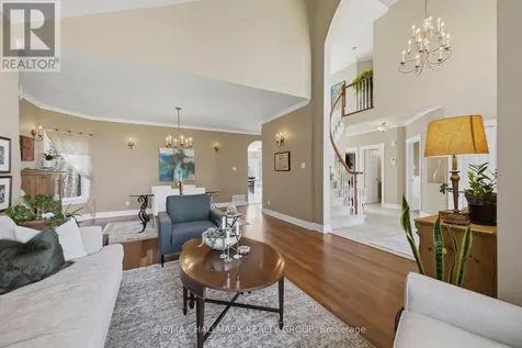 1518 Monaghan Lane Ottawa ON K2W 1B4