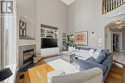 1518 Monaghan Lane Ottawa ON K2W 1B4