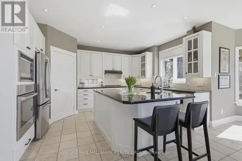 1518 Monaghan Lane Ottawa ON K2W 1B4