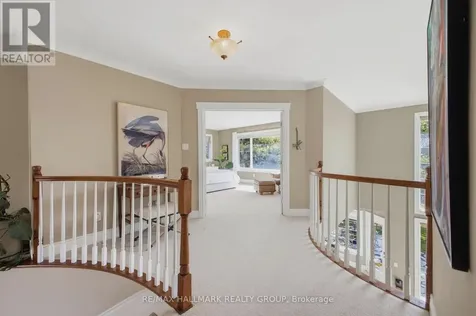 1518 Monaghan Lane Ottawa ON K2W 1B4