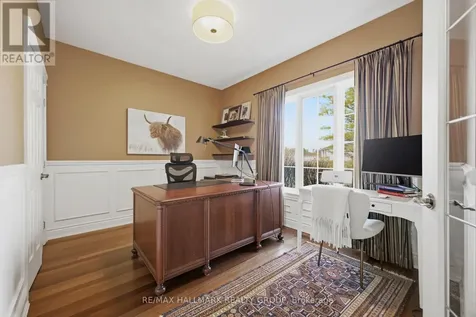 1518 Monaghan Lane Ottawa ON K2W 1B4