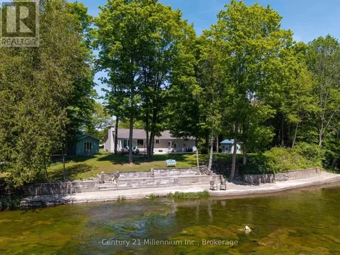 1 Crescent Street South Bruce Peninsula ON N0H 2T0