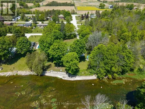 1 Crescent Street South Bruce Peninsula ON N0H 2T0