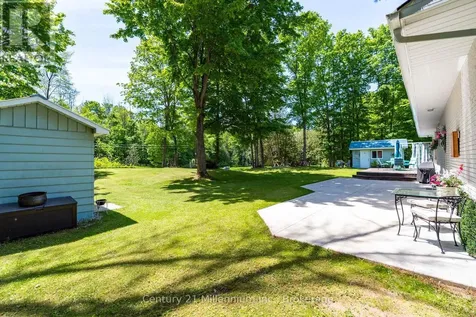 1 Crescent Street South Bruce Peninsula ON N0H 2T0