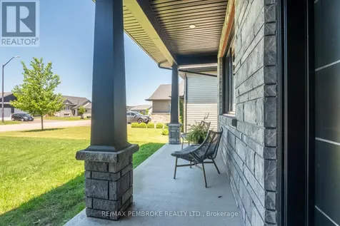 15 Drew Street Petawawa ON K8H 0G4