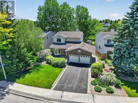 34 Four Seasons Drive Ottawa ON K2E 7P8
