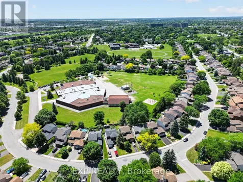 34 Four Seasons Drive Ottawa ON K2E 7P8