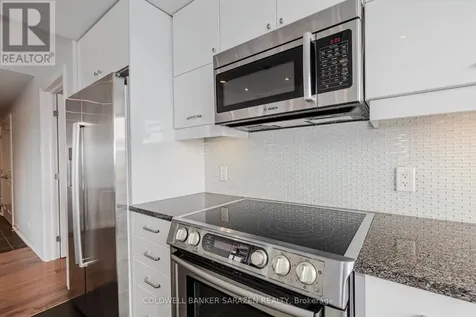 242 Rideau Street Ottawa ON K1N 0B7