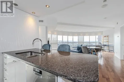242 Rideau Street Ottawa ON K1N 0B7