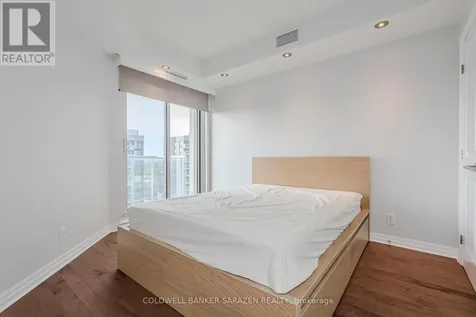 242 Rideau Street Ottawa ON K1N 0B7
