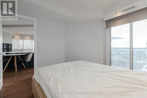 242 Rideau Street Ottawa ON K1N 0B7