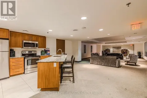 242 Rideau Street Ottawa ON K1N 0B7