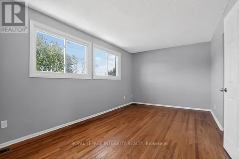 427 Moodie Drive Ottawa ON K2H 8A4