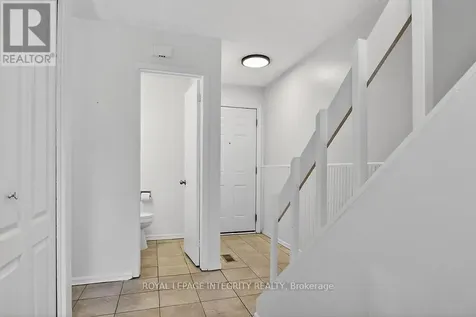 427 Moodie Drive Ottawa ON K2H 8A4