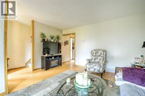 9445-9447 Alten Drive Windsor ON N8R 1V9