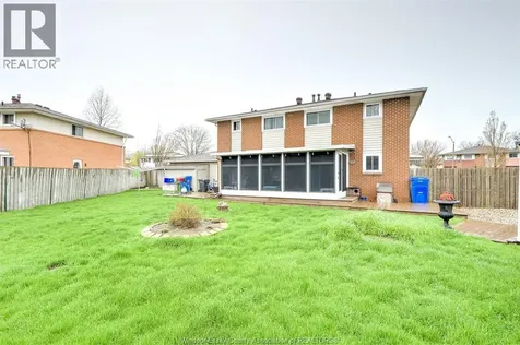 9445-9447 Alten Drive Windsor ON N8R 1V9
