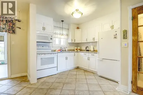 9445-9447 Alten Drive Windsor ON N8R 1V9