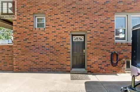 2347 Windermere Road Windsor ON N8W 2T1
