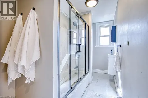 126 Belmont Avenue Hamilton ON L8L 7M3