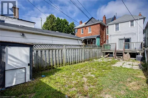 126 Belmont Avenue Hamilton ON L8L 7M3