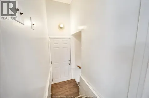 473 Indian Road Windsor ON N9C 2M3