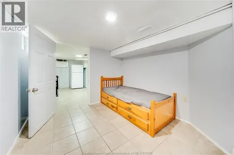 473 Indian Road Windsor ON N9C 2M3