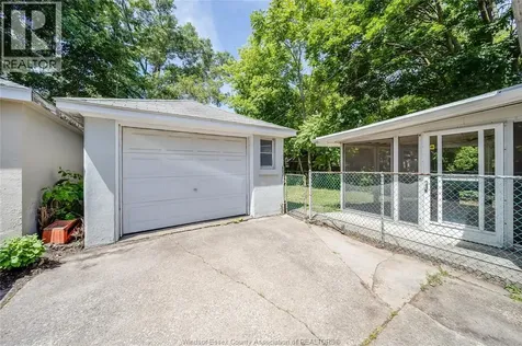 473 Indian Road Windsor ON N9C 2M3