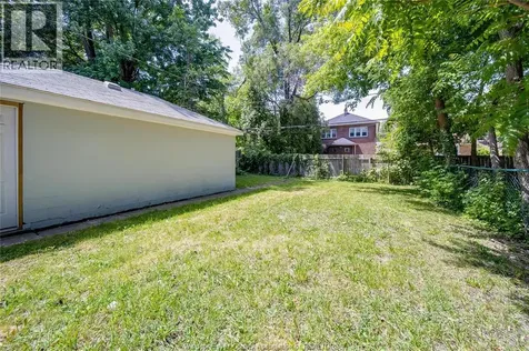 473 Indian Road Windsor ON N9C 2M3