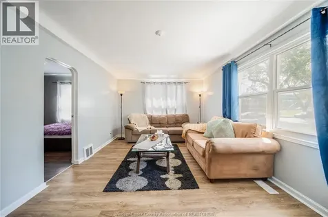 473 Indian Road Windsor ON N9C 2M3