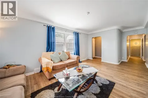 473 Indian Road Windsor ON N9C 2M3