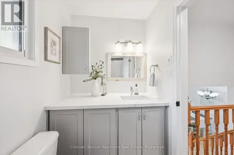 12 Shea Crescent Kitchener ON N2E 1E8