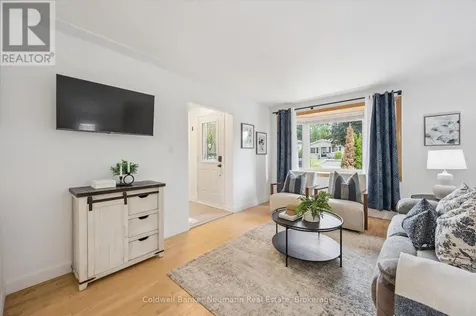 12 Shea Crescent Kitchener ON N2E 1E8