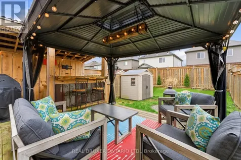 6 Freer Drive North Dumfries ON N0B 1E0