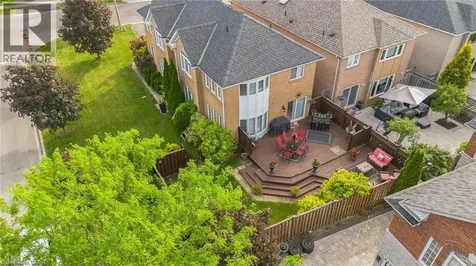 7419 Black Walnut Trail Mississauga ON L5N 8A4