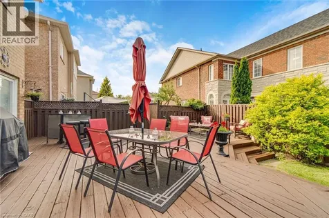 7419 Black Walnut Trail Mississauga ON L5N 8A4