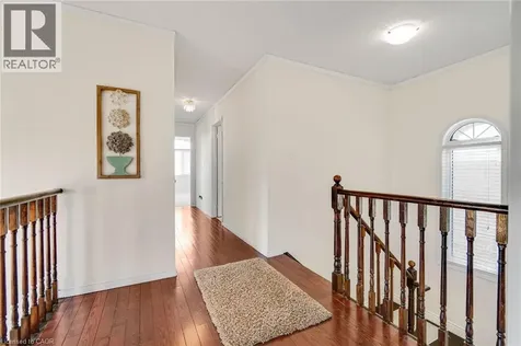 7419 Black Walnut Trail Mississauga ON L5N 8A4