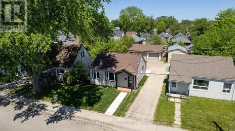 59 Salisbury Avenue Brantford ON N3S 1M8