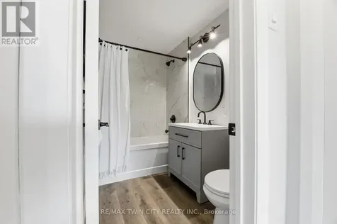 59 Salisbury Avenue Brantford ON N3S 1M8