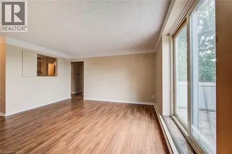 75 Hazelglen Drive Kitchener ON N2M 2E2