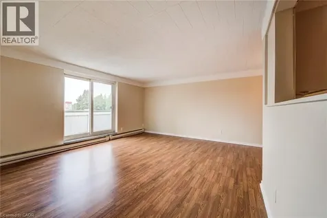 75 Hazelglen Drive Kitchener ON N2M 2E2
